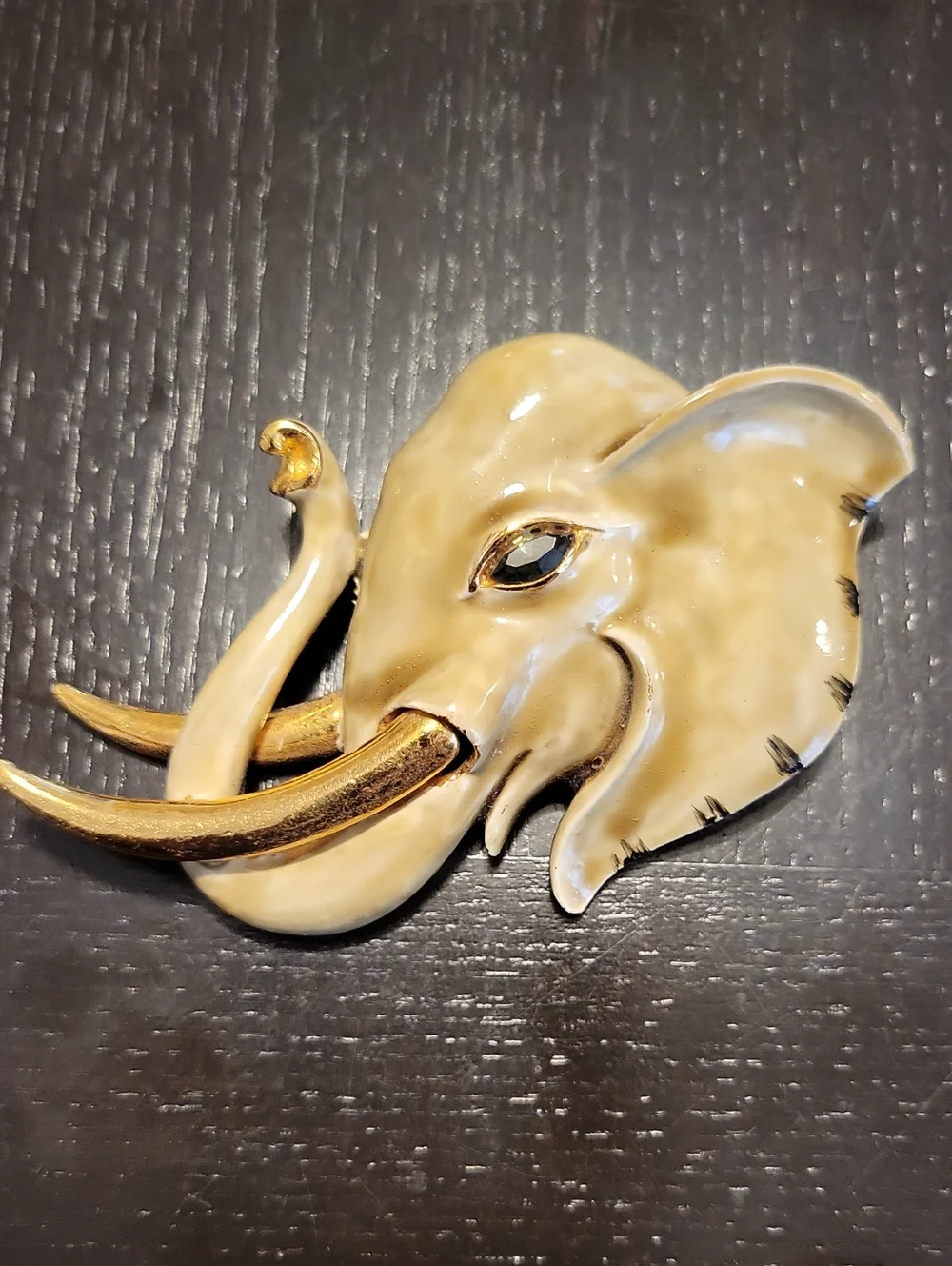 Vintage Elegant Grey and Gold Elephant Brooch - Women Jewelry Brooches